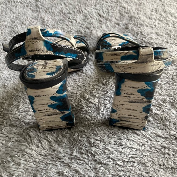 New Gianni Bini Womens Zarriah Block Heel Size 7.5 - Picture 3 of 4